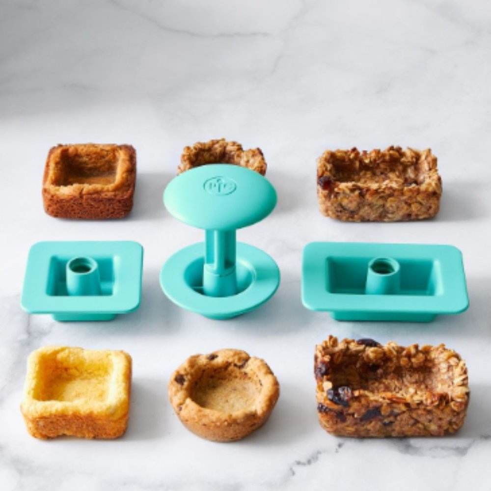 Pampered Chef Boat Press set